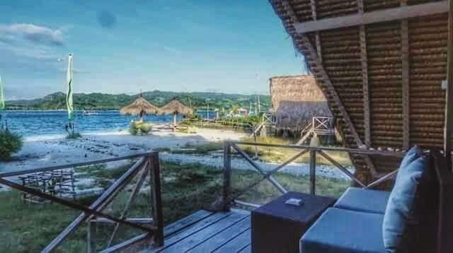 Alam Karang Hotel Gili Gede Buitenkant foto